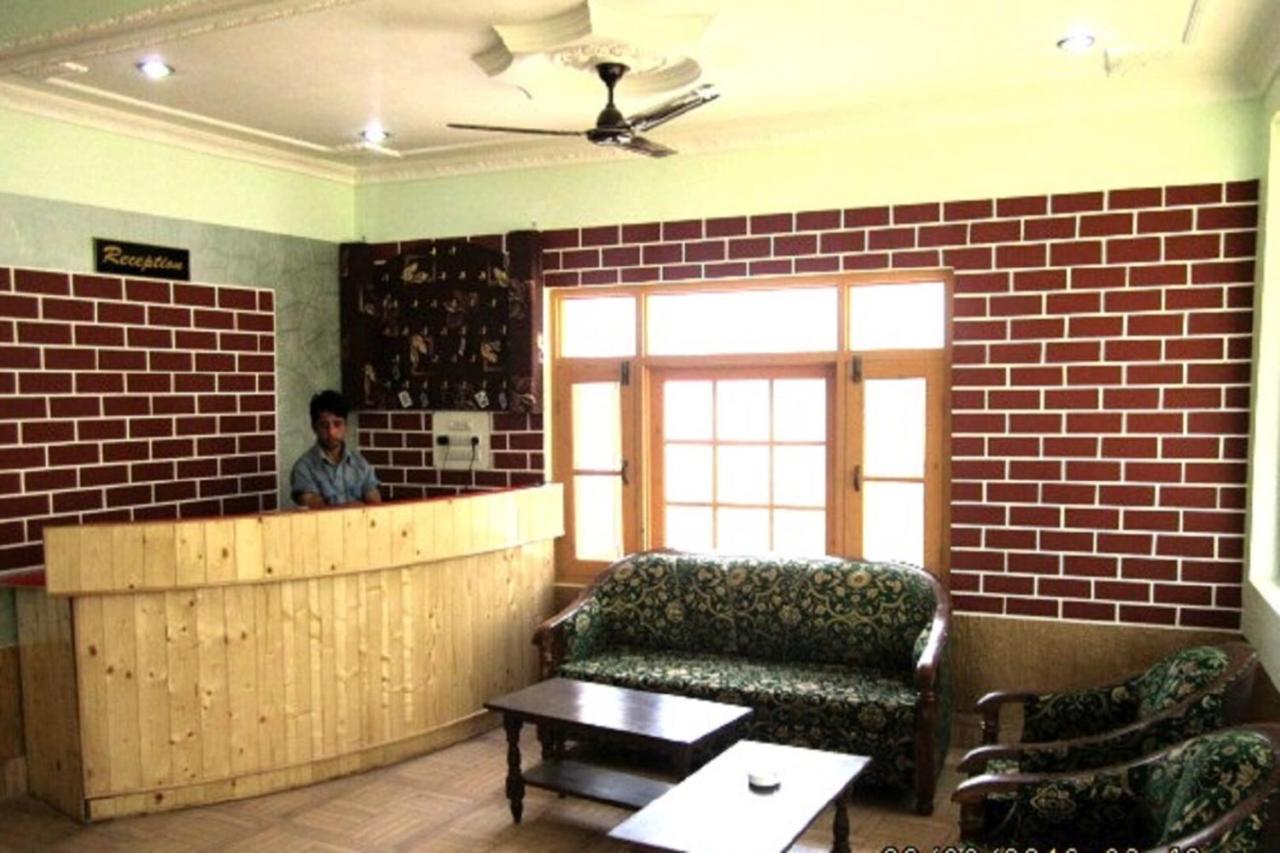 Hotel Grand City Heart Srīnagar Exterior foto