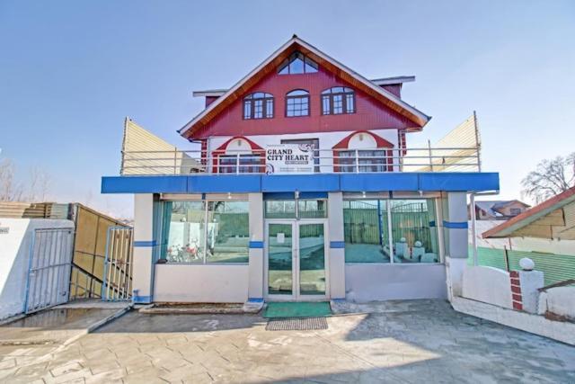 Hotel Grand City Heart Srīnagar Exterior foto